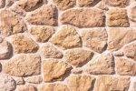 Girne Beige kültür taşı ile hazırlanmış doğal görünümlü dekoratif taş duvar kaplama